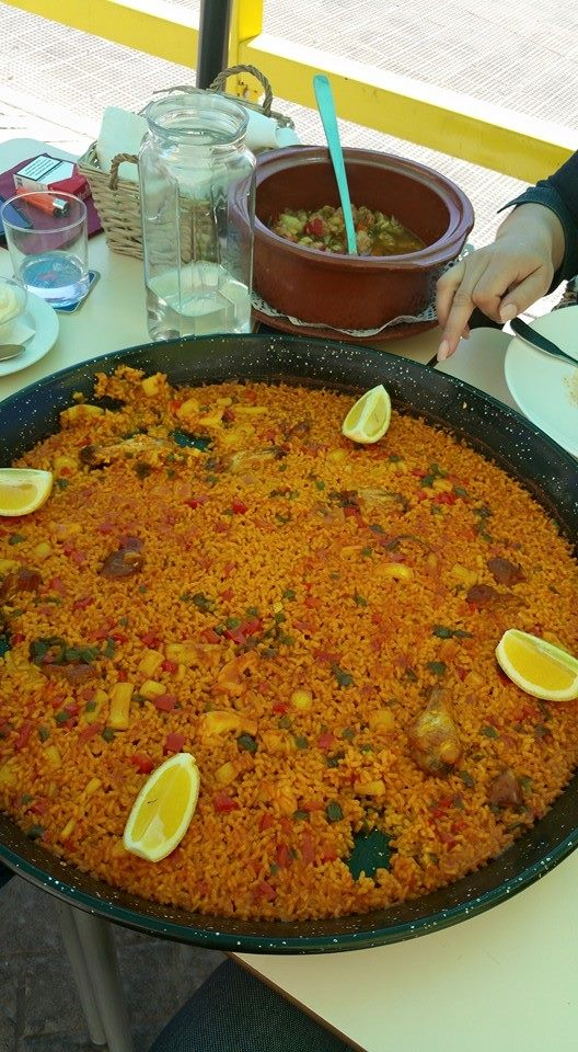 Paella para llevar en Restaurantes en Rivas